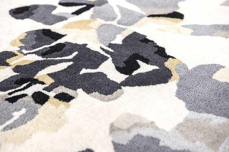 Esarosa  Handtufted Rug