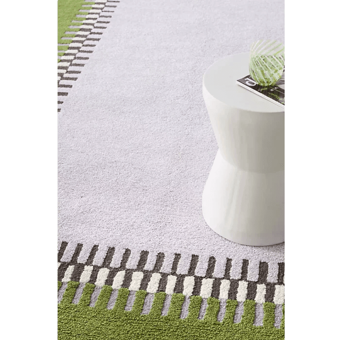 Regal Handmade Tufted Rug