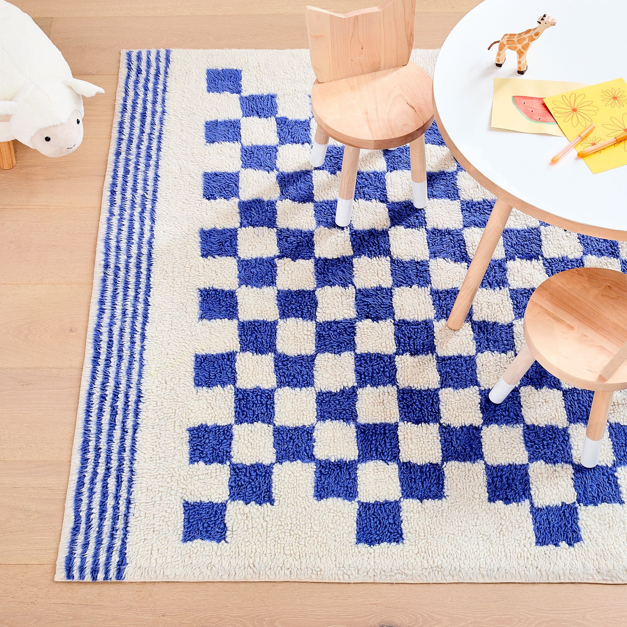 Gridgleam Solid Handmade Shag Rug